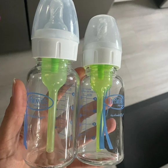 Unused Lansinoh snags & Like new! Dr. Brown's Baby Bottles - Picture 6 of 7